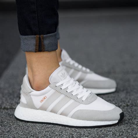 adidas iniki beige schwarz|Adidas iniki runner sneakers.